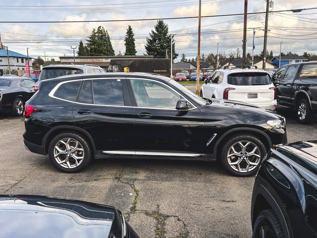 Used 2023 BMW X3 xDrive30i w/ Premium Essential Package image 5
