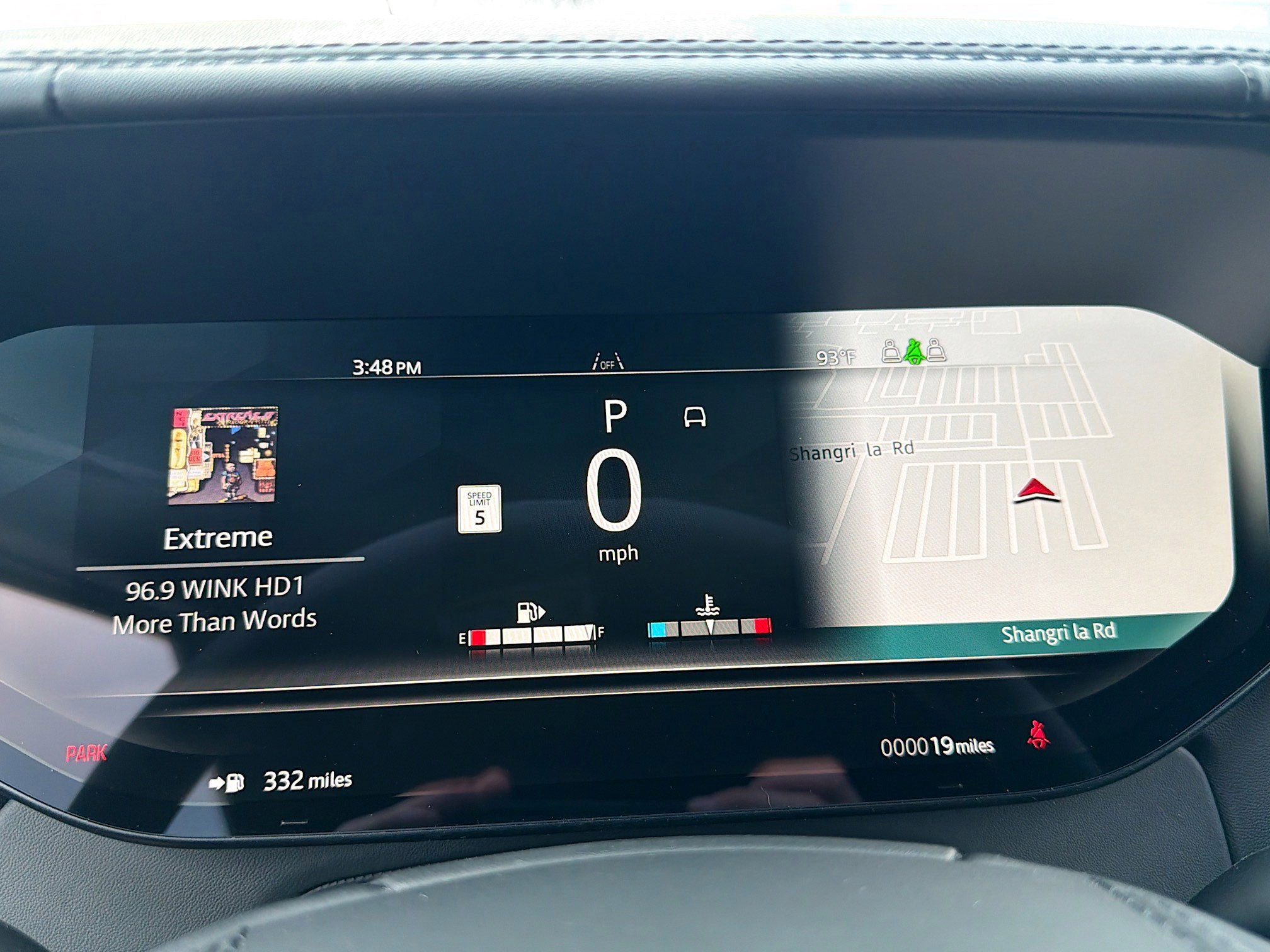 New 2026 Land Rover Range Rover Long Wheel Base SV image 40