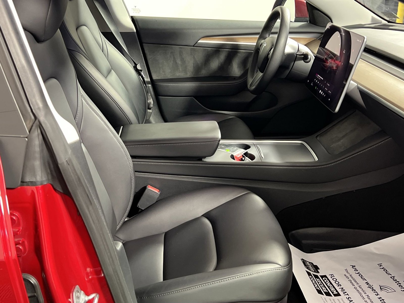 Used 2023 Tesla Model 3 Standard Range image 28