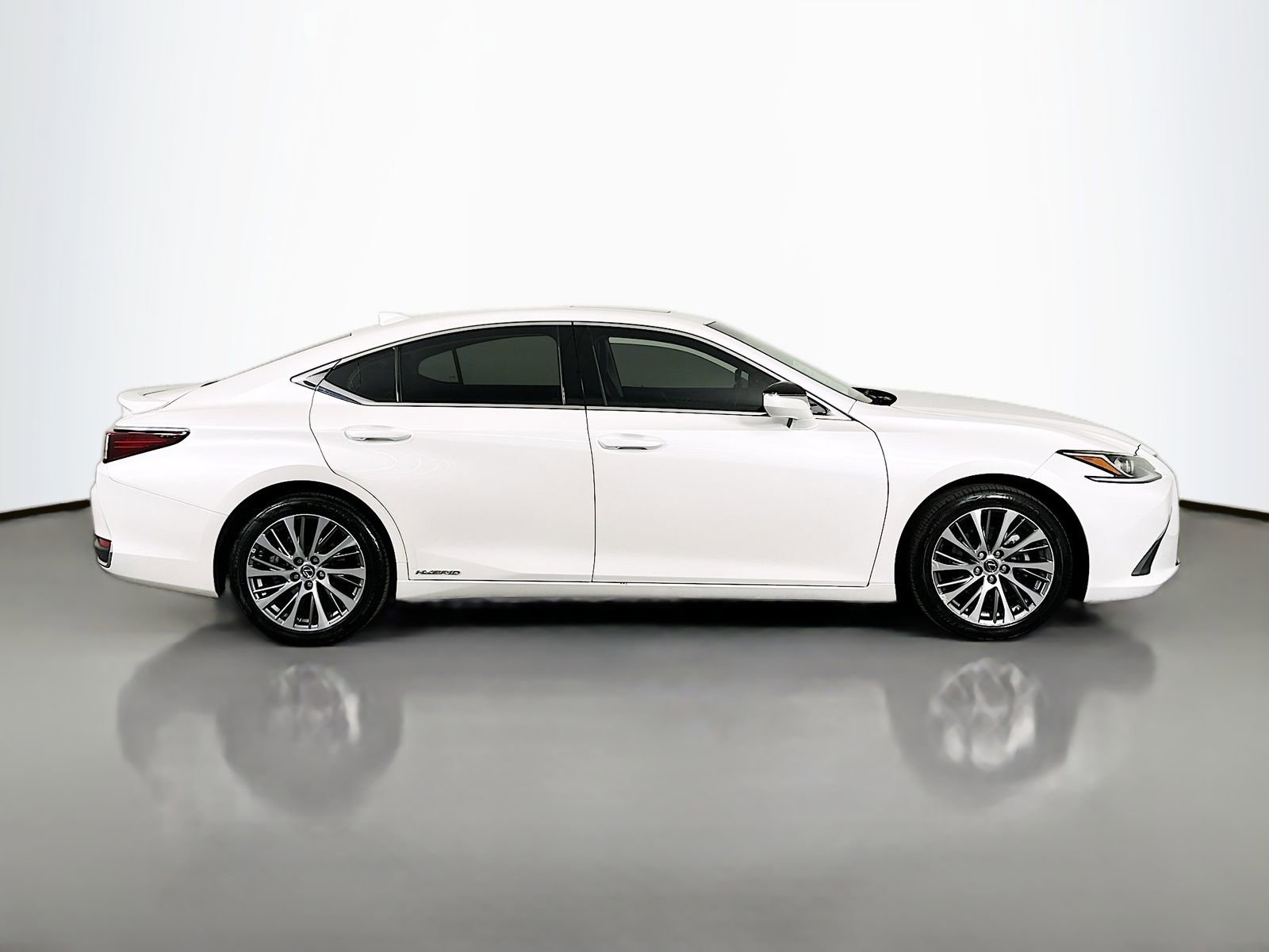 Used 2020 Lexus ES 300h w/ Premium Package FWD image 8