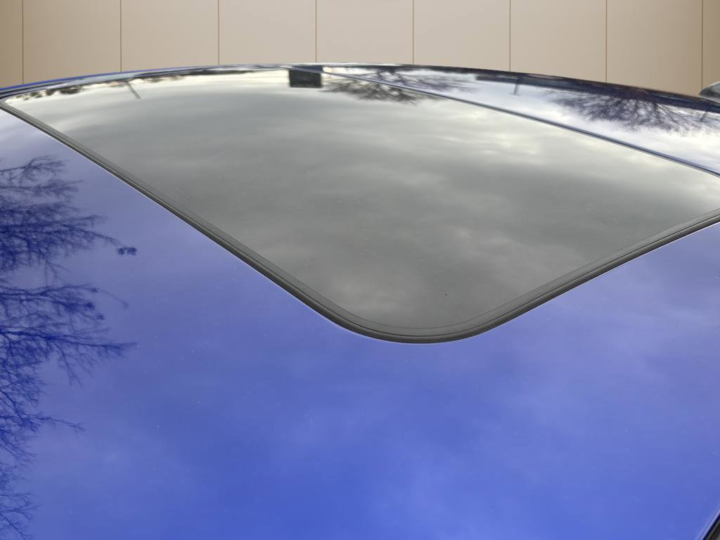 Certified 2025 Hyundai Elantra Limited image 15