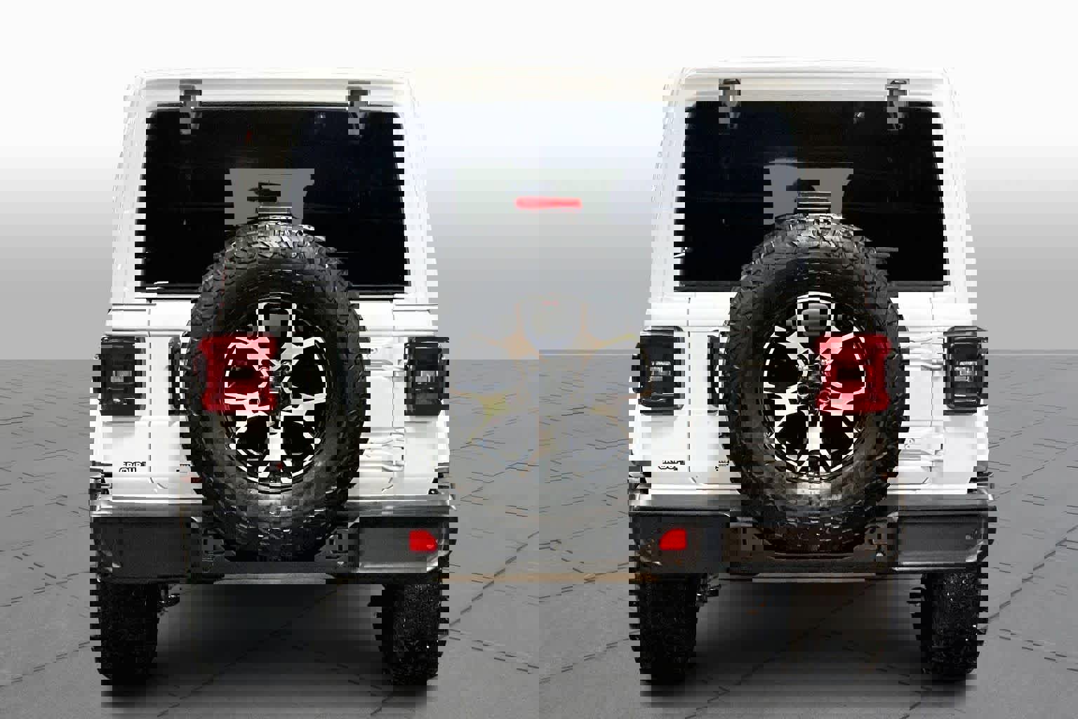 Used 2021 Jeep Wrangler Unlimited Sahara w/ LED Lighting Group image 4