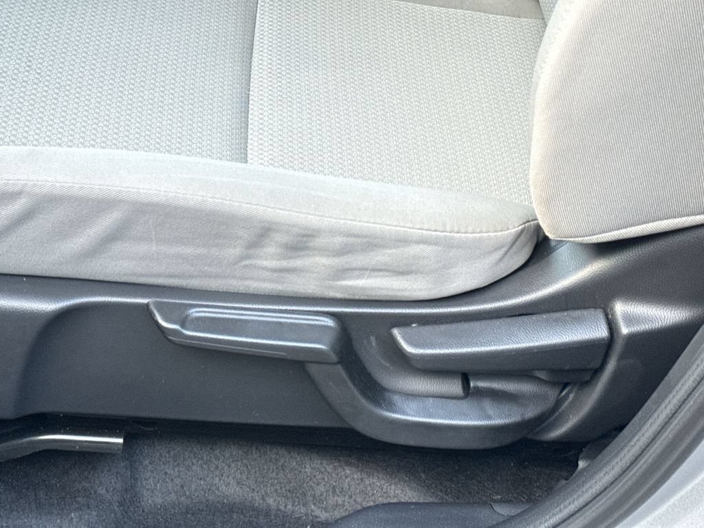 Used 2022 Honda HR-V LX image 14