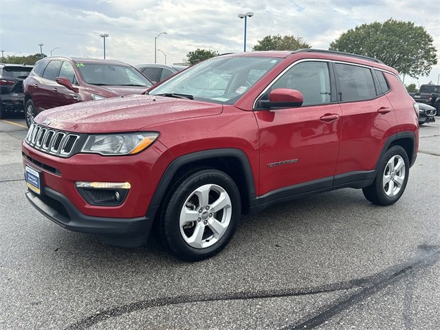 Used 2019 Jeep Compass Latitude w/ Cold Weather Group image 8