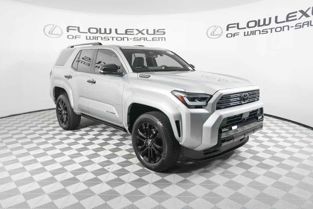 Used 2025 Toyota 4Runner Platinum AWD/4WD image 3