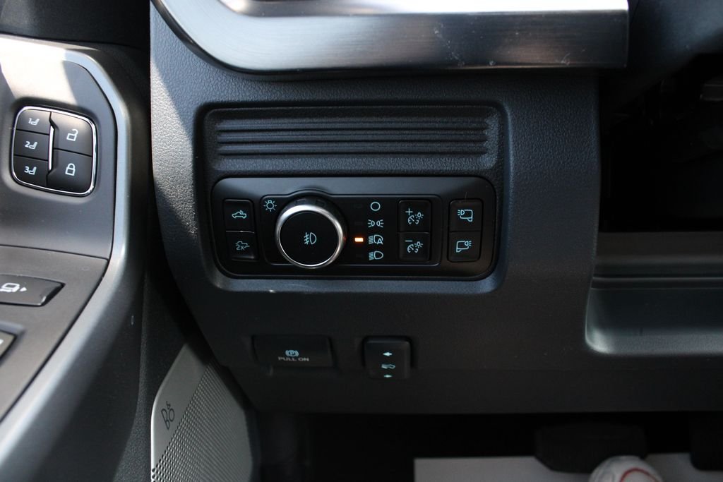 New 2026 Ford F350 Lariat w/ Lariat Ultimate Package AWD/4WD image 6