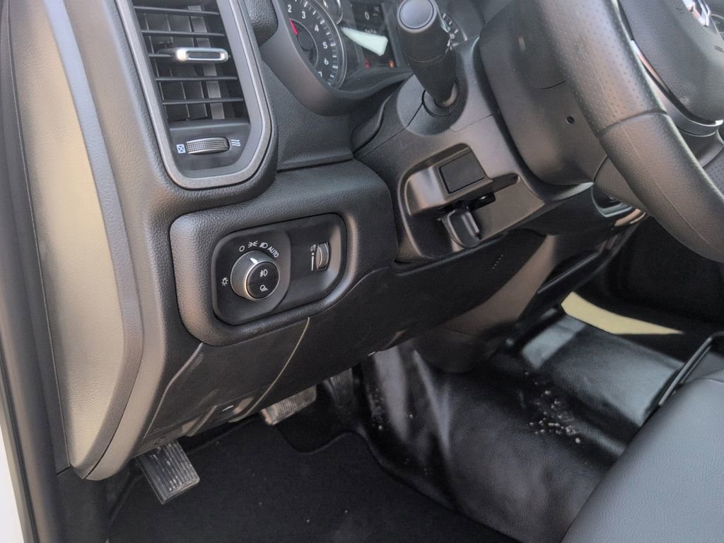 New 2026 RAM 3500 Tradesman image 15