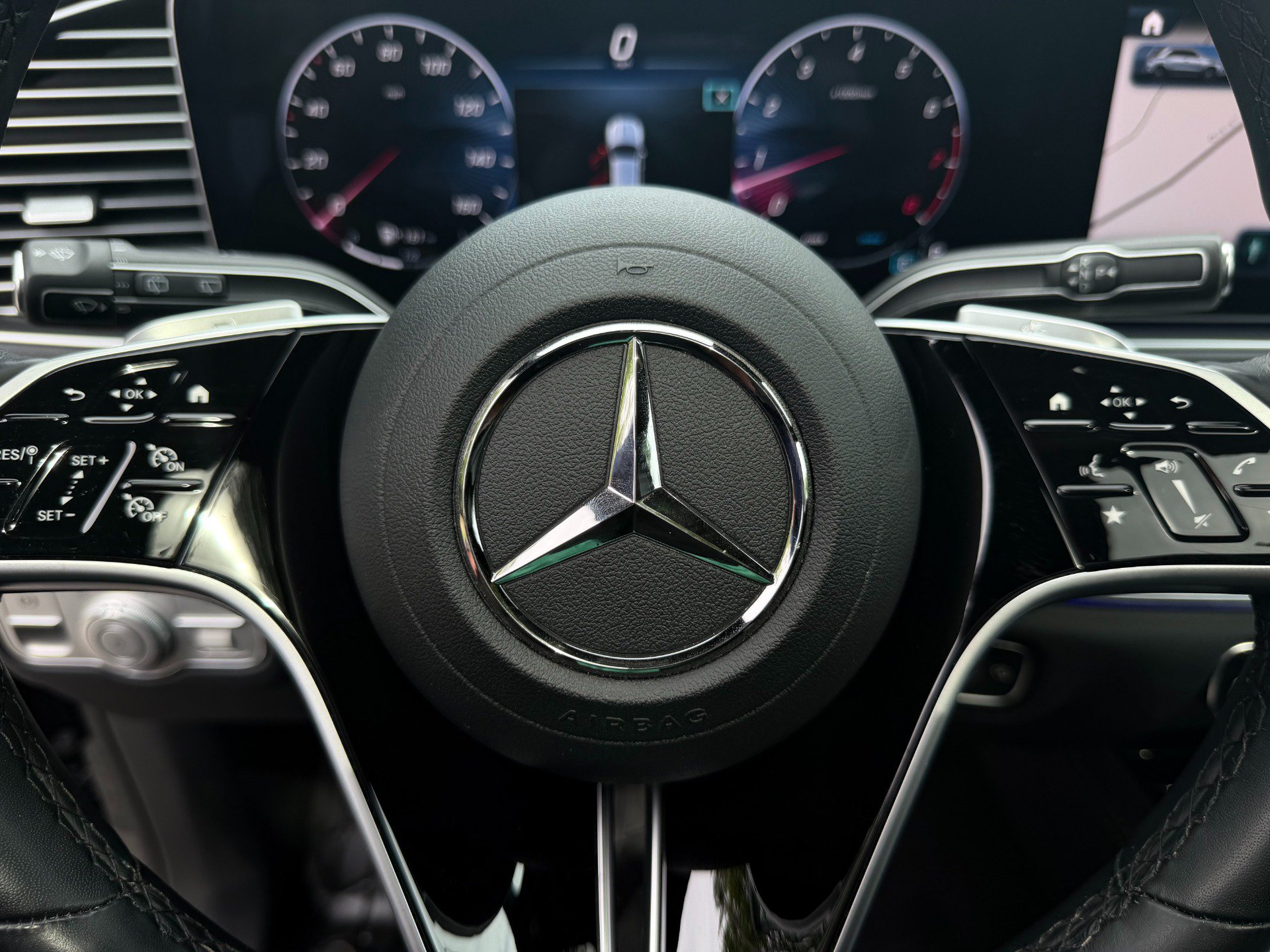 Used 2025 Mercedes-Benz GLE 350 4MATIC image 43