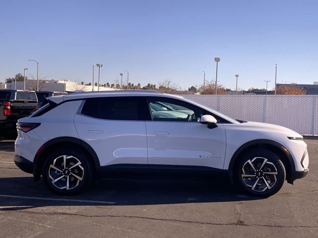 New 2026 Chevrolet Equinox EV LT FWD image 12