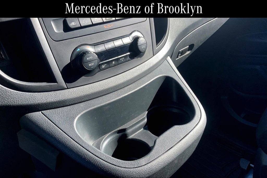 Used 2019 Mercedes-Benz Metris Passenger image 14