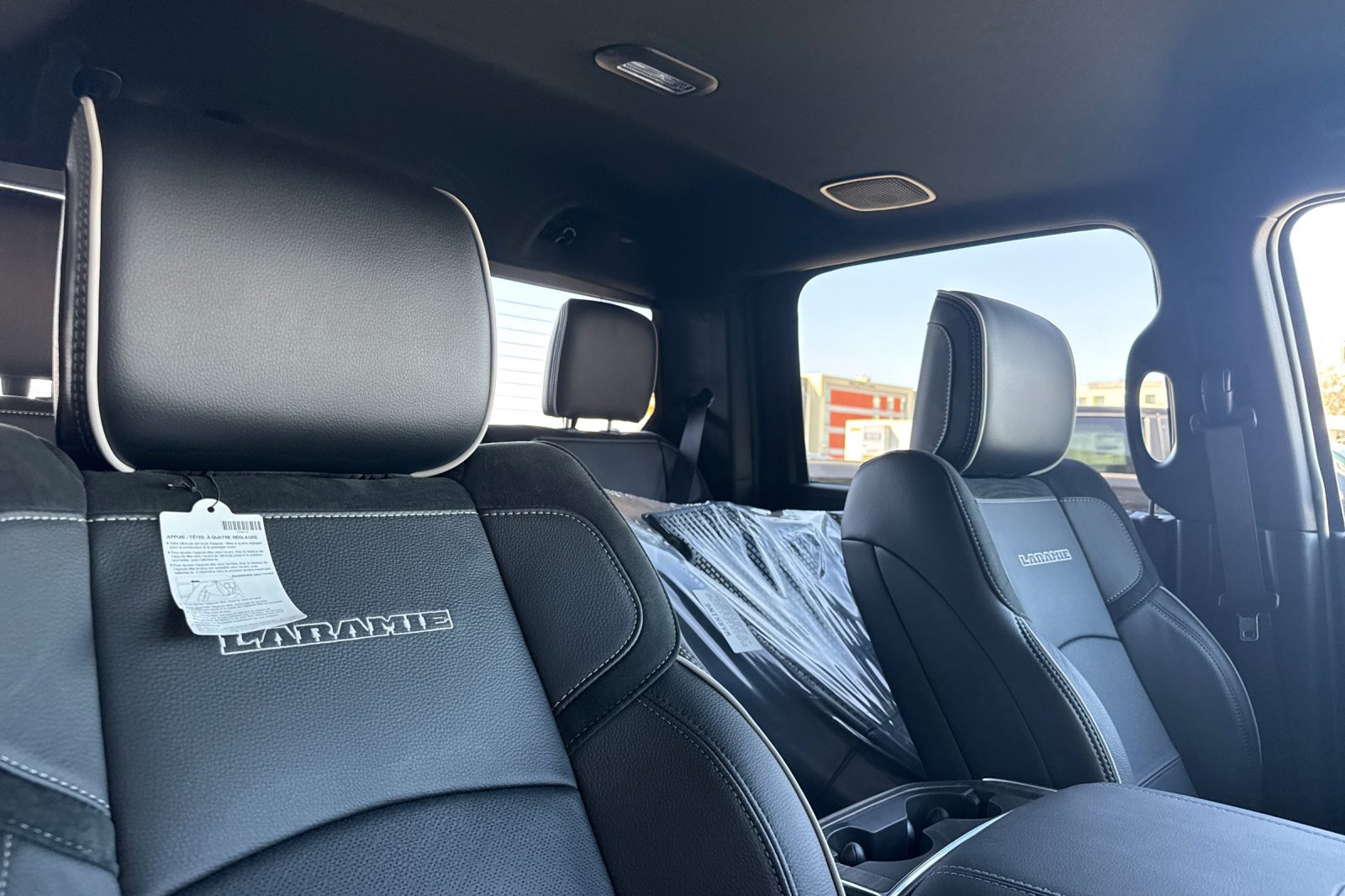 New 2027 RAM 3500 Laramie AWD/4WD image 15