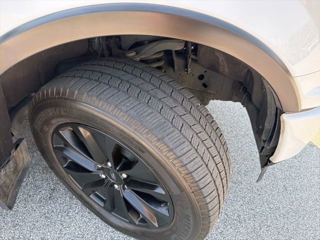 Used 2020 Ford F150 Lariat image 7