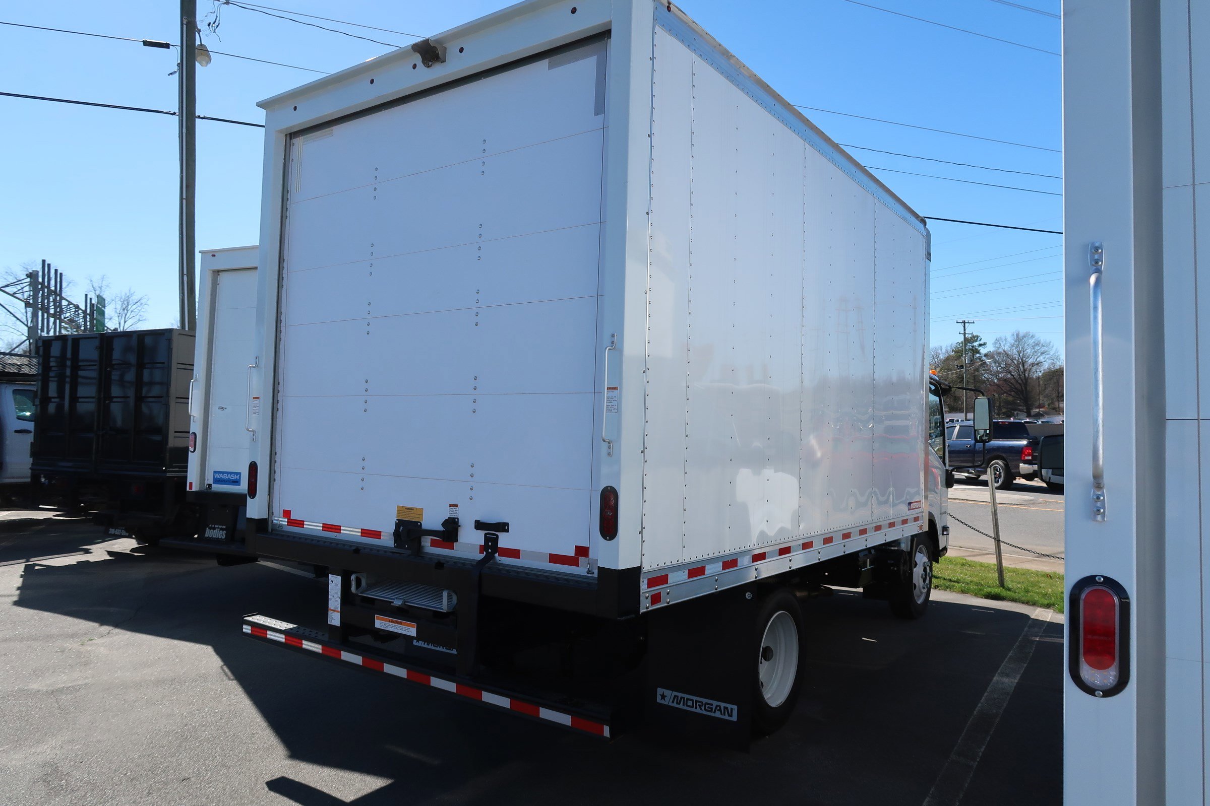 Used 2025 Chevrolet Low Cab Forward RWD image 6