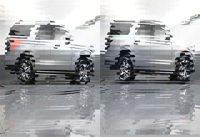 Used 2023 Ford Expedition Max Limited image 37