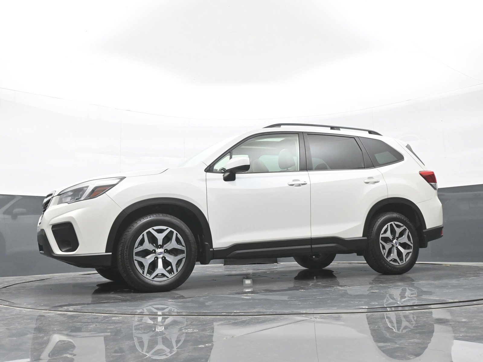 Used 2021 Subaru Forester Premium AWD/4WD image 42