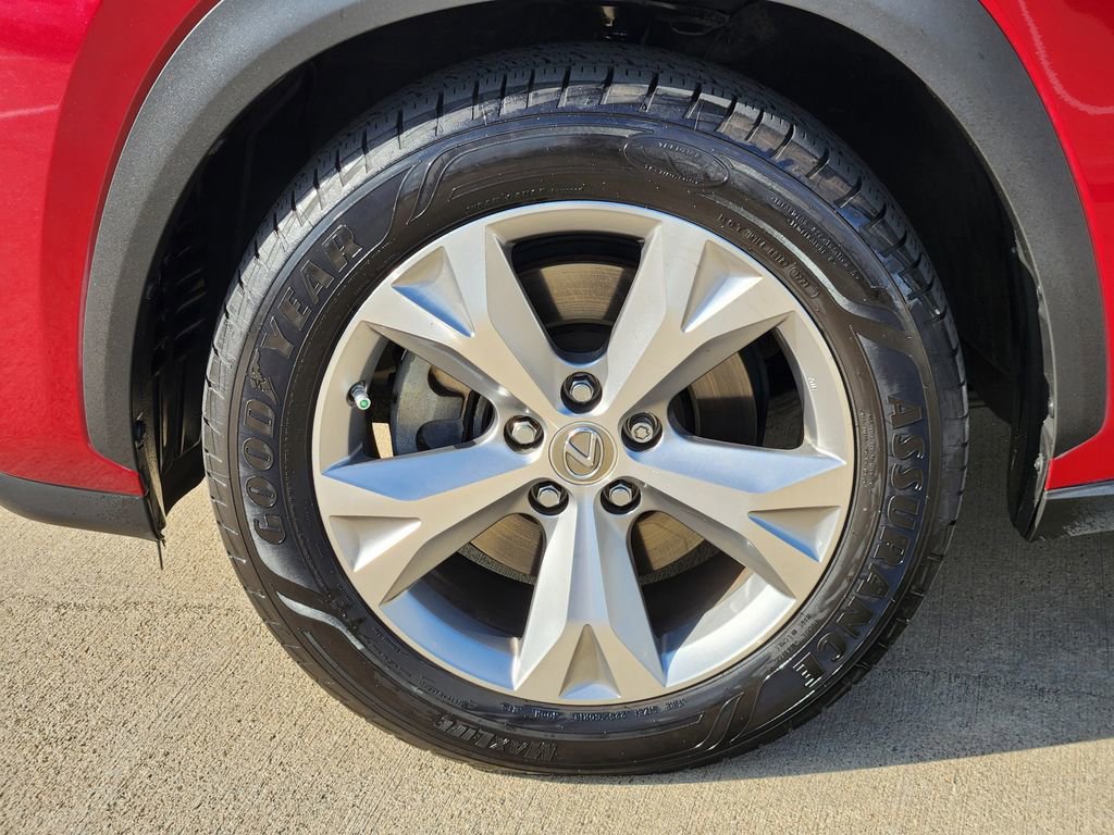 Used 2017 Lexus NX 200t FWD w/ Premium Package image 10