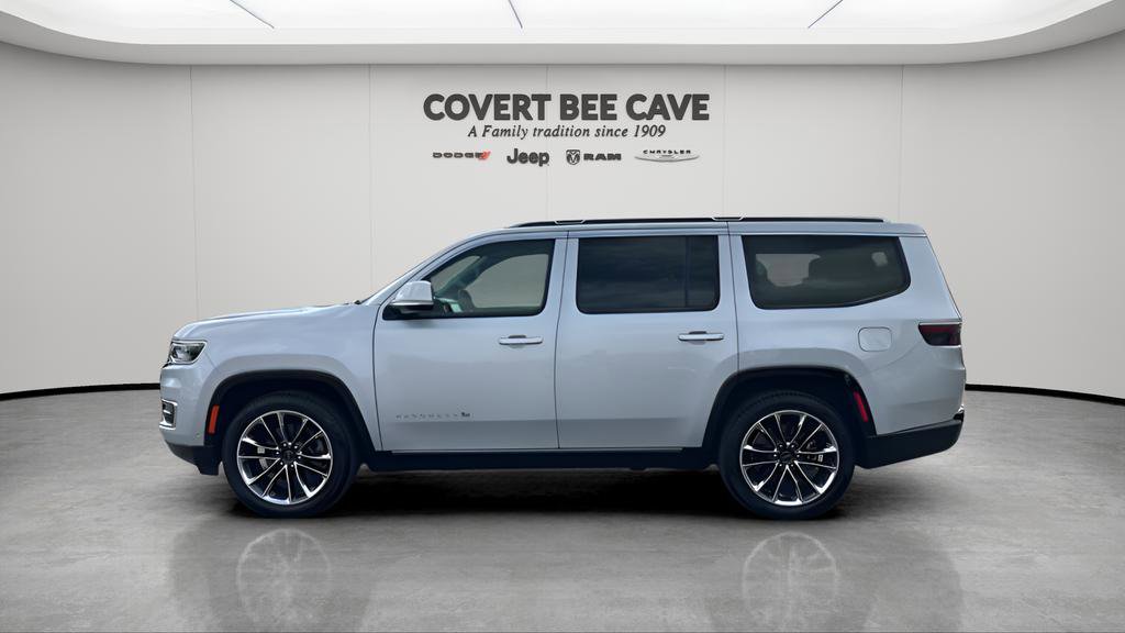 Used 2022 Jeep Wagoneer Series III w/ Premium Group I image 5