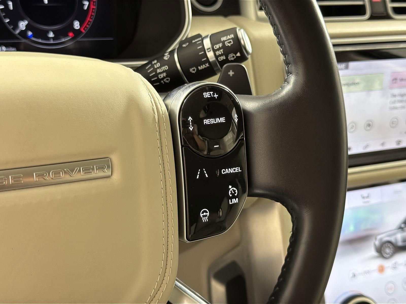 Used 2019 Land Rover Range Rover Supercharged image 12