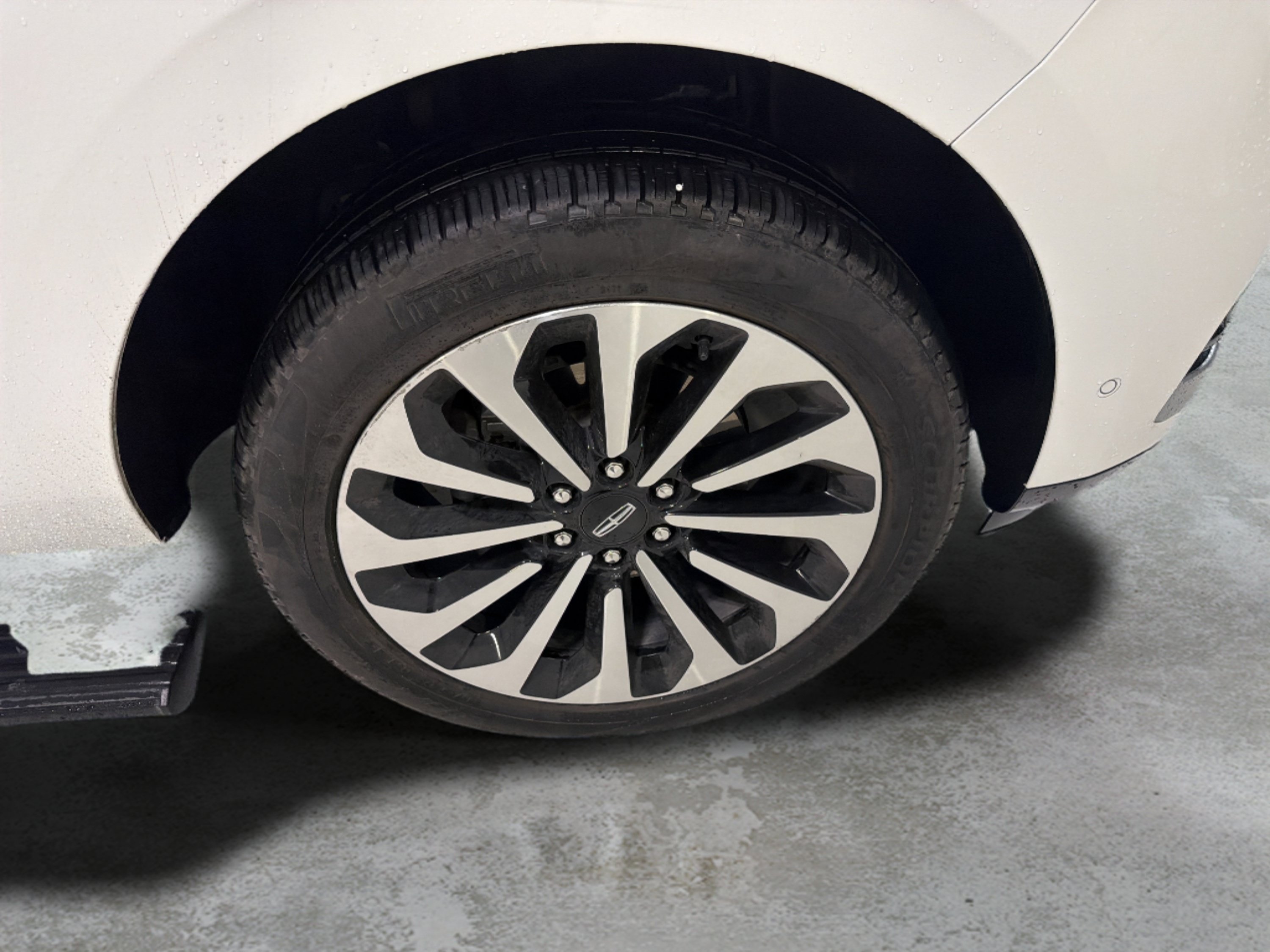 Used 2023 Lincoln Navigator L Reserve AWD/4WD image 14