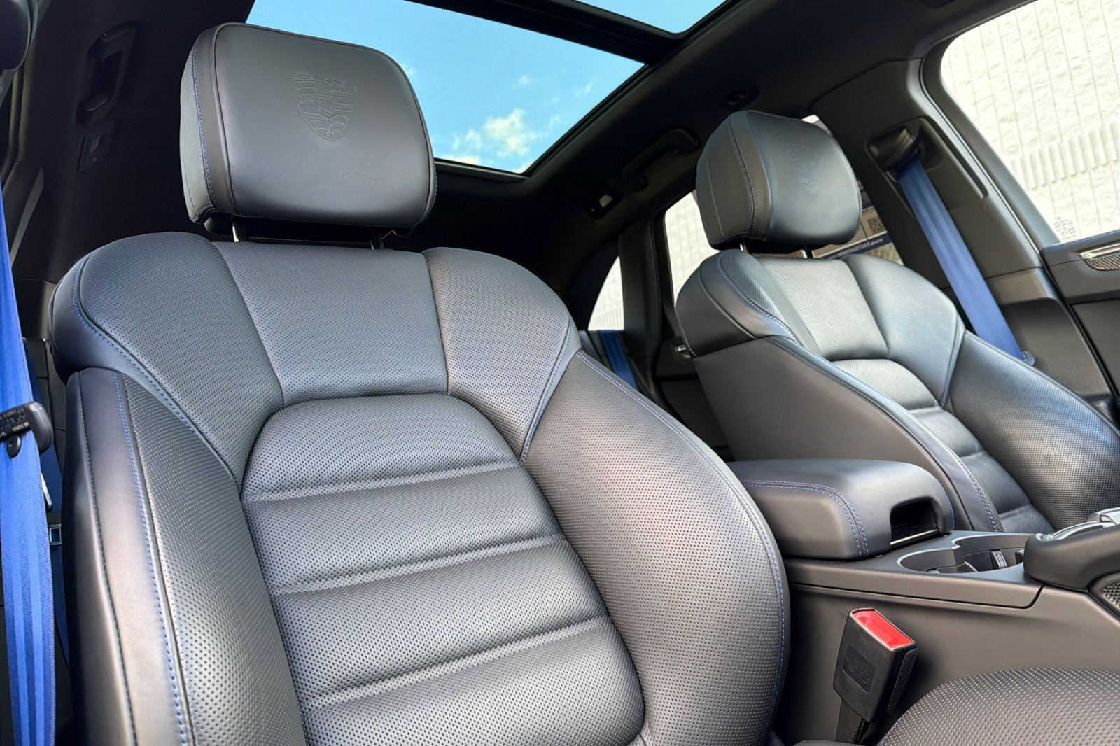 Used 2025 Porsche Macan GTS image 21