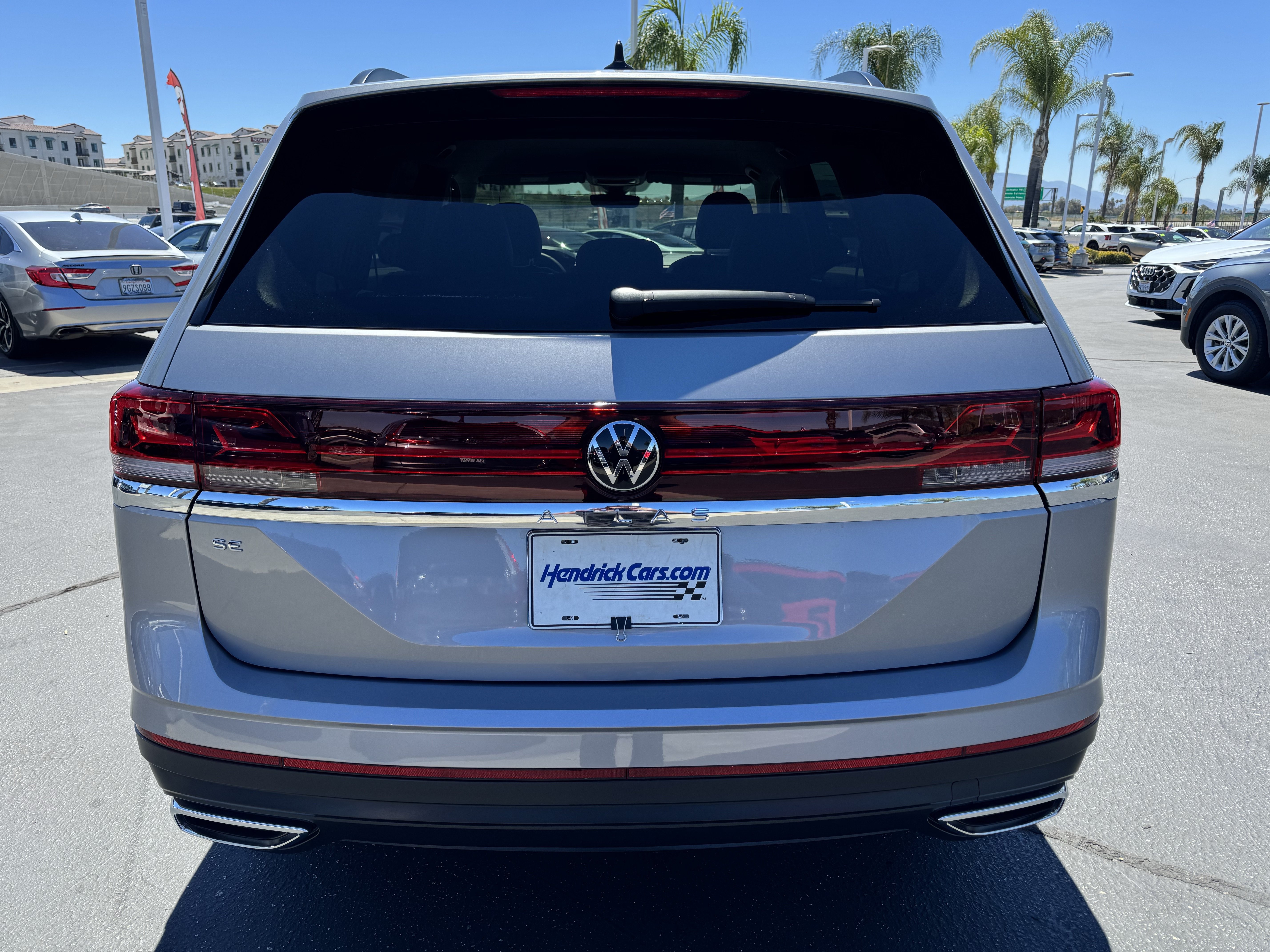 Used 2026 Volkswagen Atlas SE FWD image 8