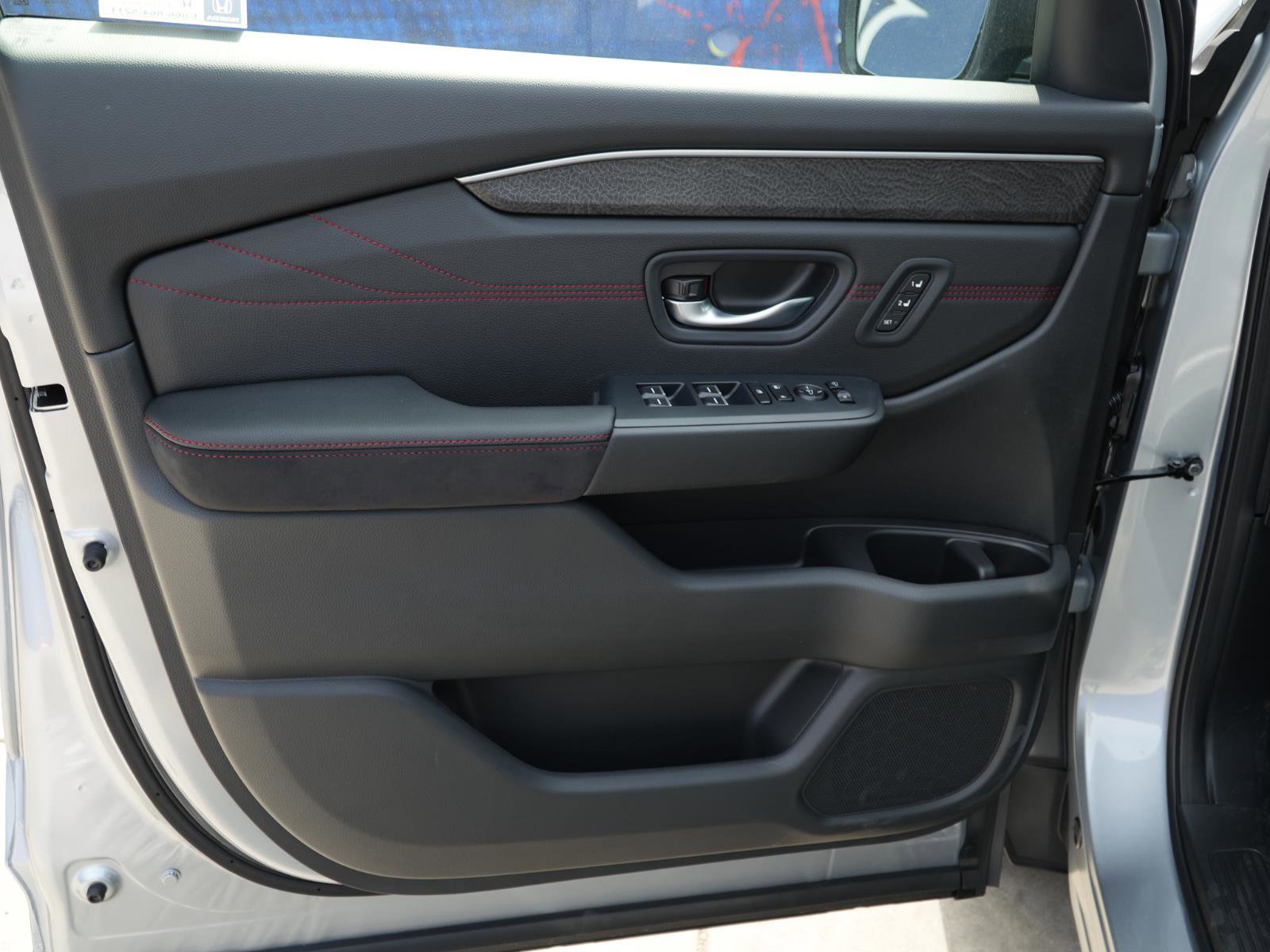 New 2026 Honda Pilot Black Edition image 10