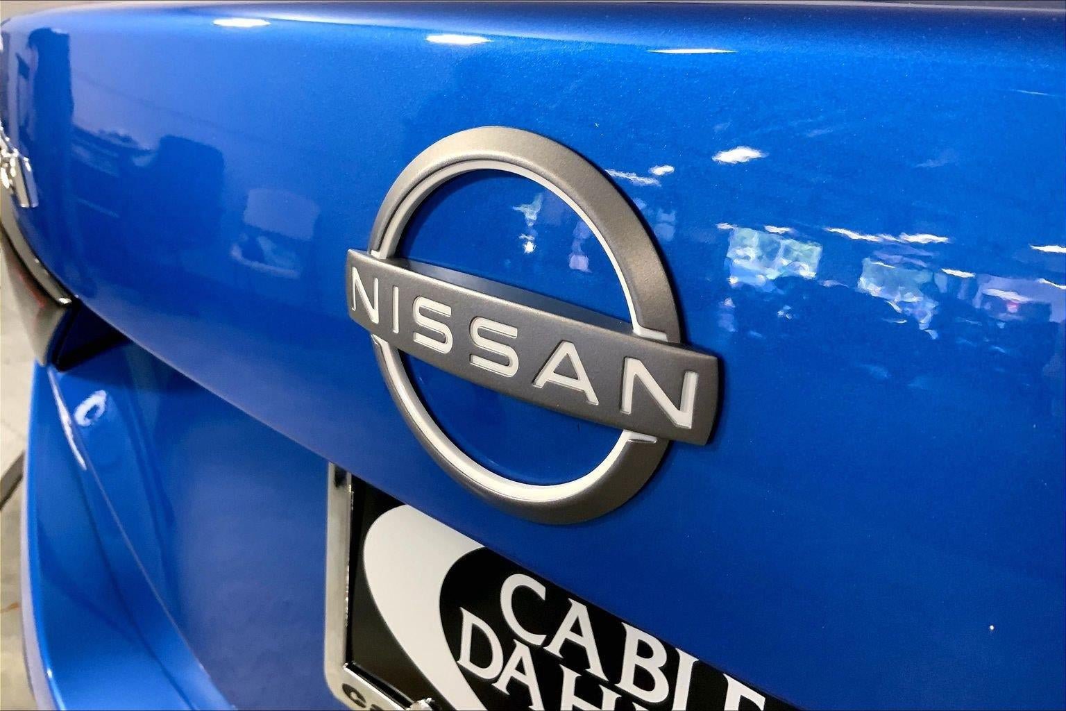 Used 2025 Nissan Sentra SV FWD image 8