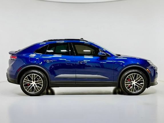 Used 2025 Porsche Macan 4S Electric w/ Premium Package AWD/4WD image 13
