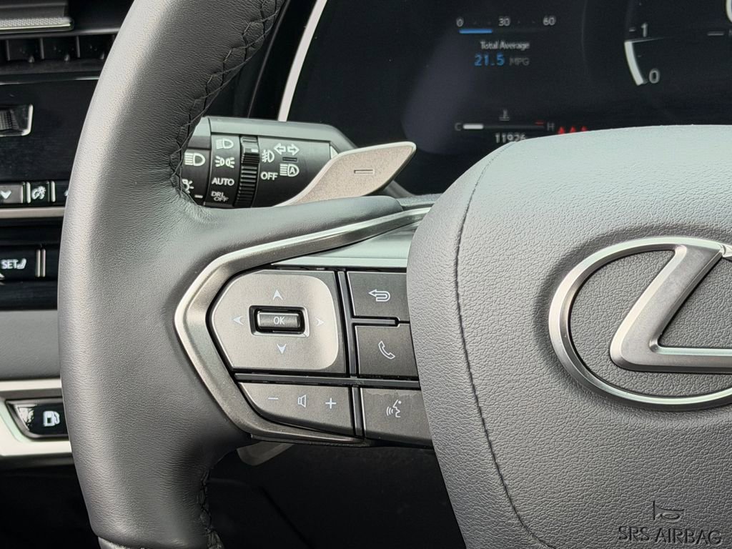 Used 2025 Lexus RX 350 Premium image 18