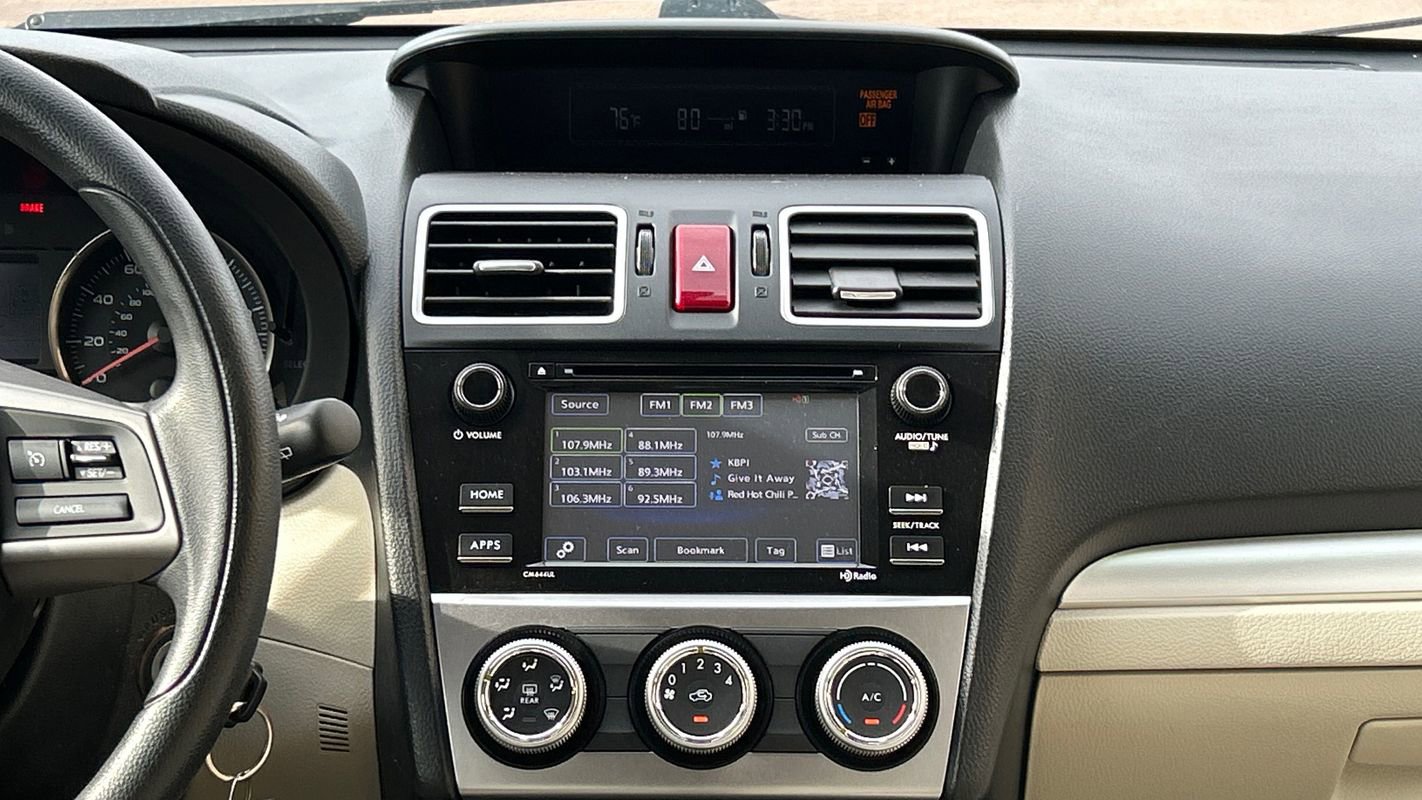 Used 2015 Subaru Crosstrek 2.0i Premium image 17