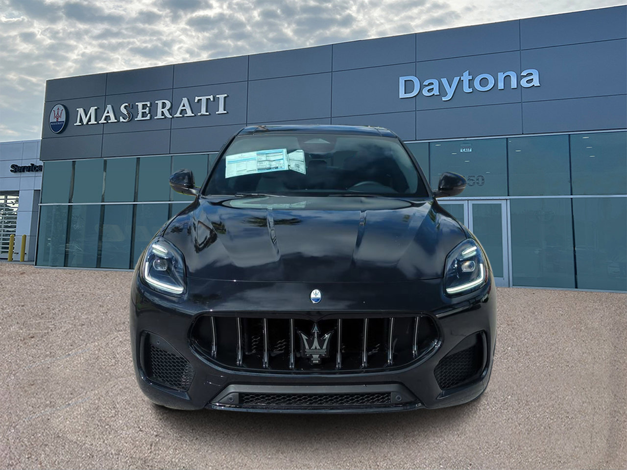 New 2025 Maserati Grecale GT image 8