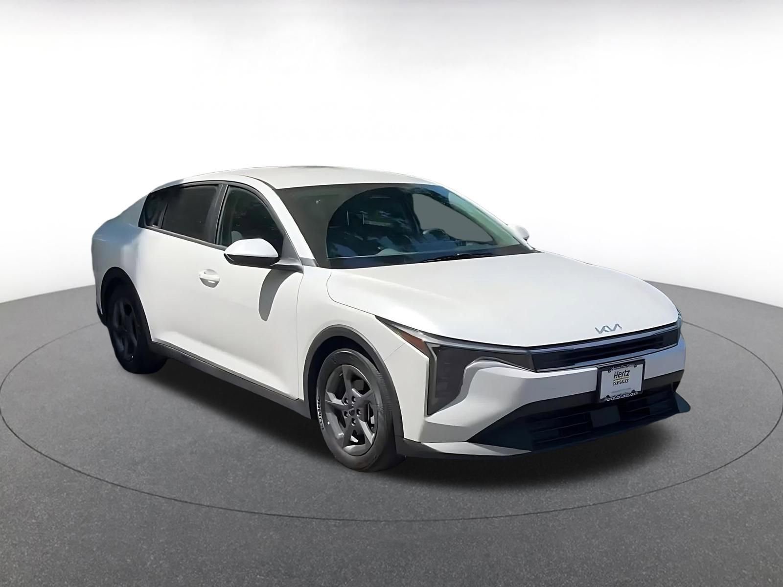 Used 2025 Kia K4 LXS FWD image 3