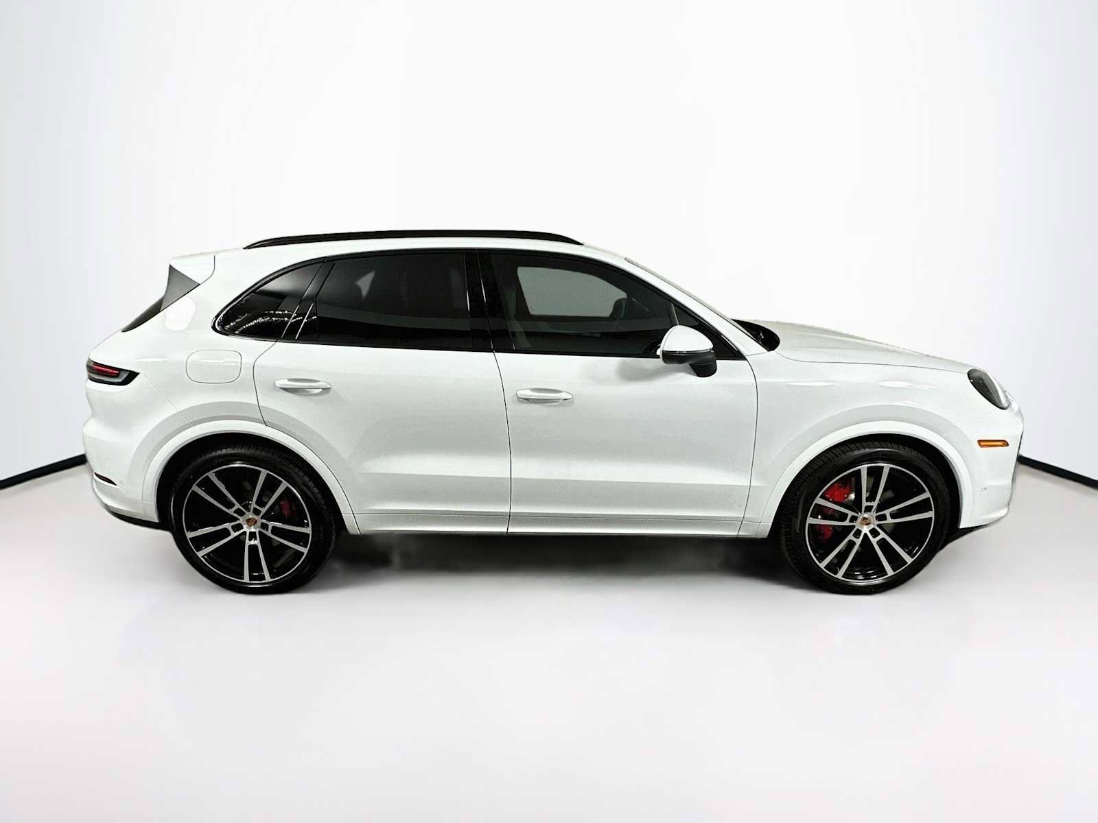 New 2026 Porsche Cayenne S AWD/4WD image 8