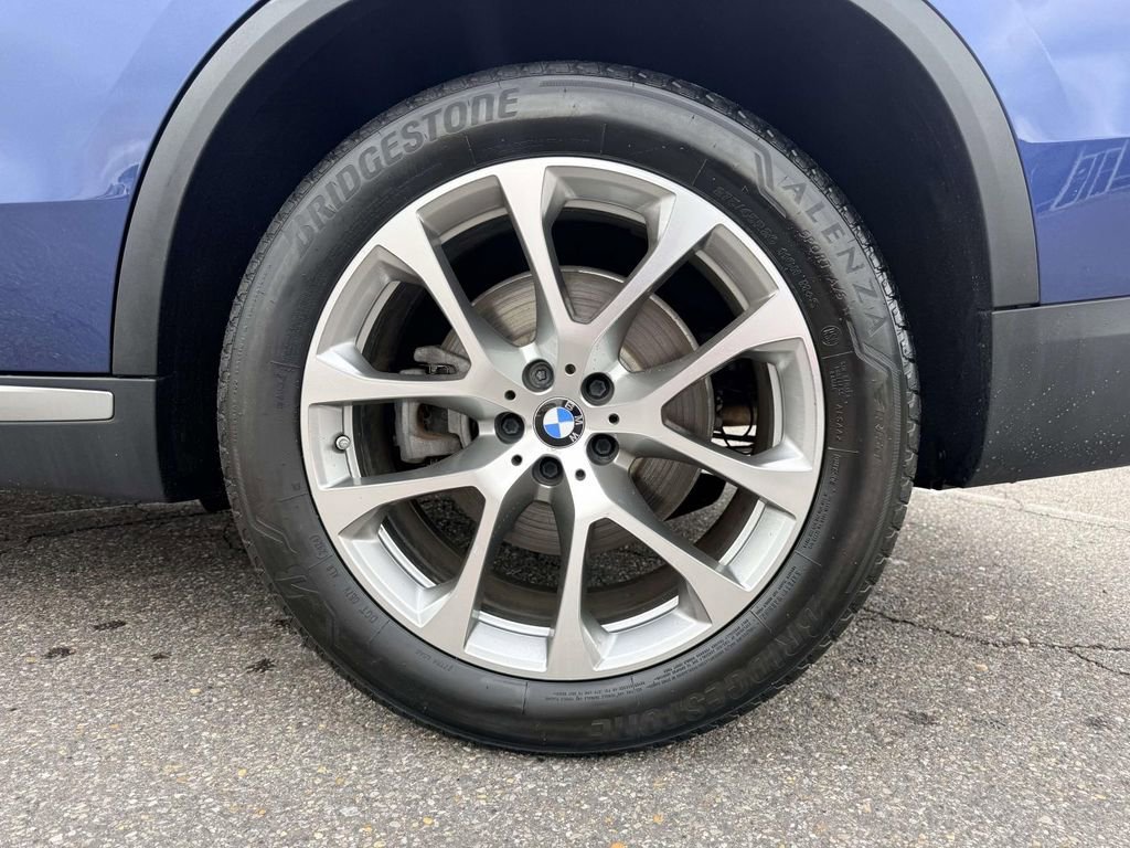 Used 2020 BMW X5 xDrive40i w/ Premium Package image 11