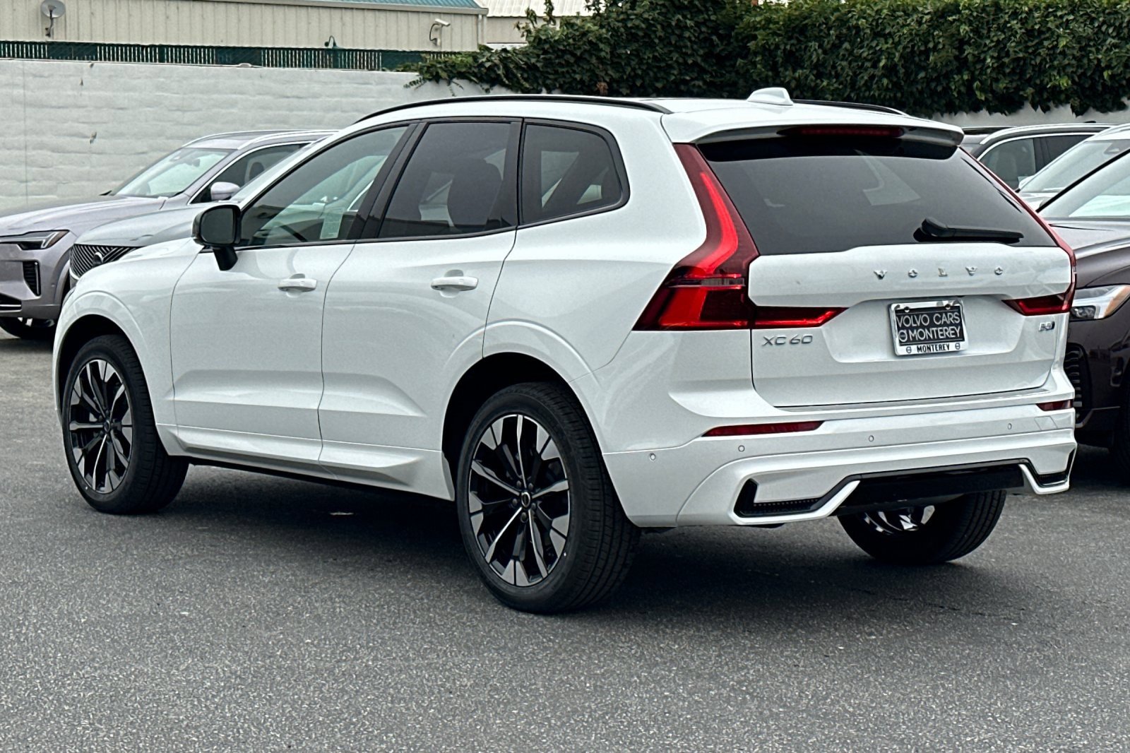 New 2026 Volvo XC60 B5 Plus w/ Protection Package Premier image 3