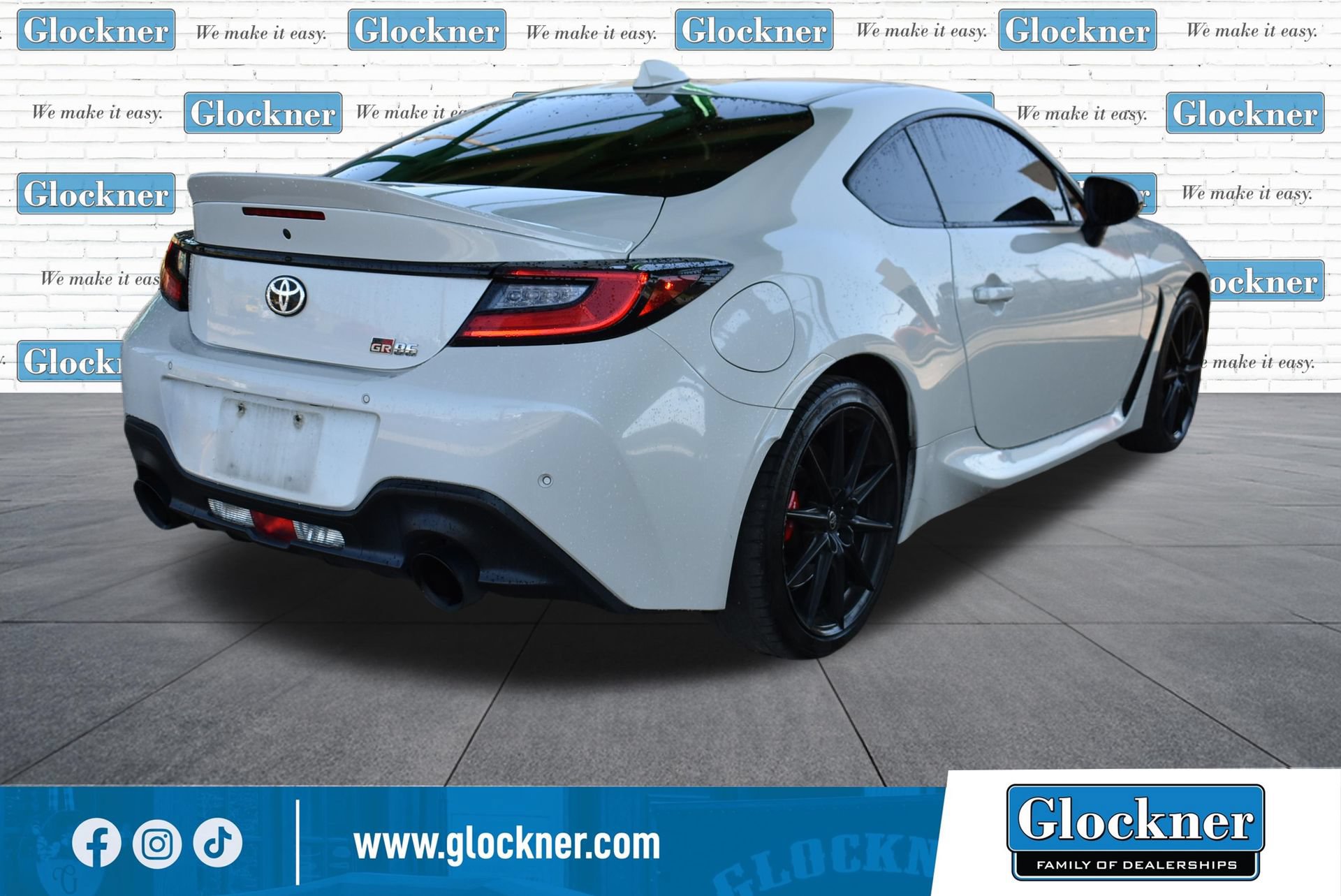 Used 2025 Toyota GR86 Premium w/ Performance Package RWD image 6