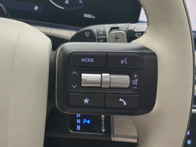 Used 2025 Hyundai Santa Fe Calligraphy AWD/4WD image 31