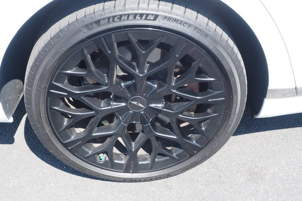 Used 2023 Genesis G90 3.5T AWD/4WD image 10