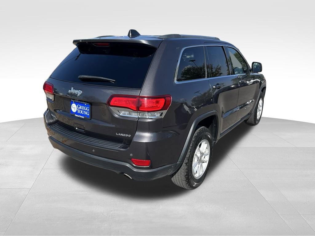 Used 2020 Jeep Grand Cherokee Laredo image 6