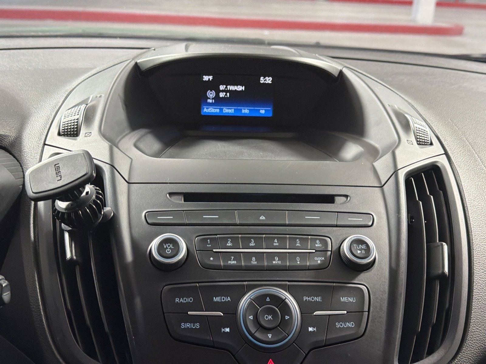 Used 2018 Ford C-MAX SE w/ Interior Protection Package image 18