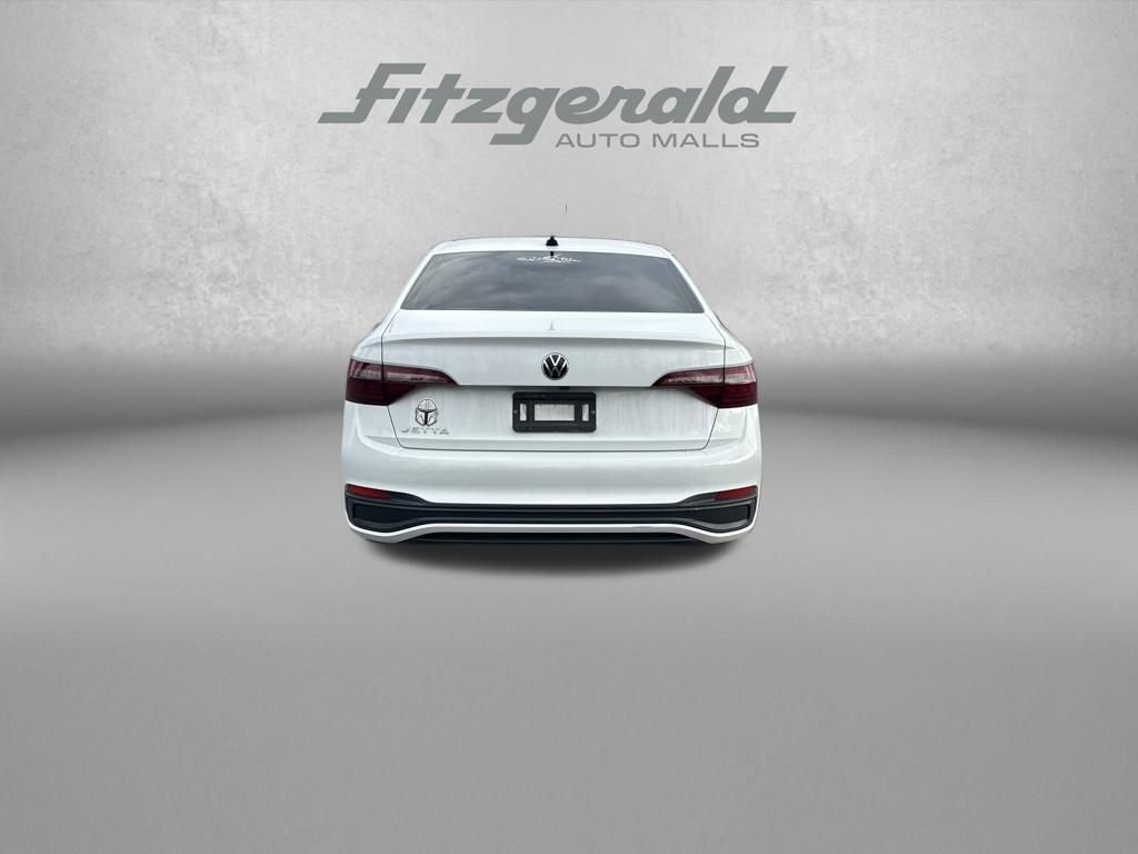 Used 2022 Volkswagen Jetta S image 6