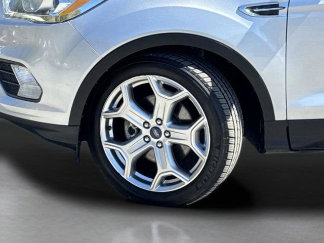 Used 2017 Ford Escape Titanium image 40