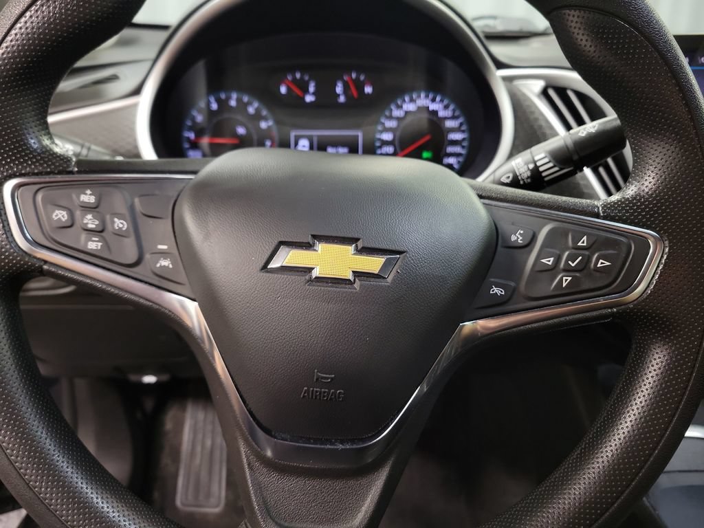Used 2023 Chevrolet Malibu LT FWD image 20