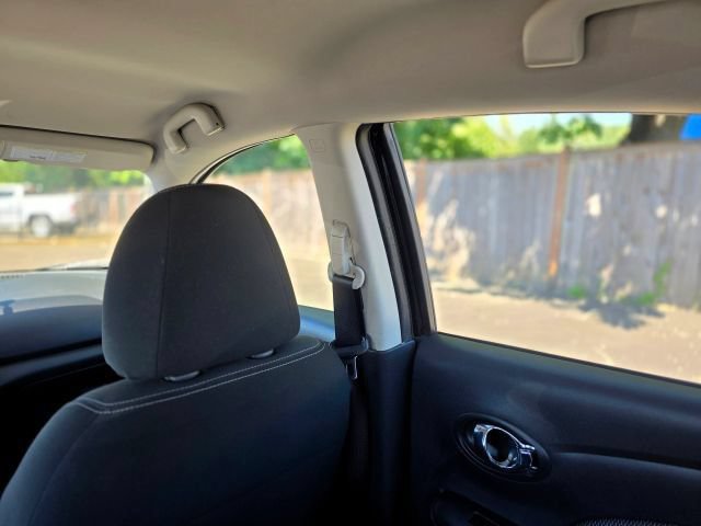Used 2015 Nissan Versa SV FWD image 36
