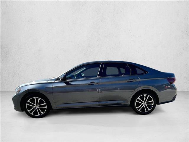 Used 2024 Volkswagen Jetta Sport FWD image 6