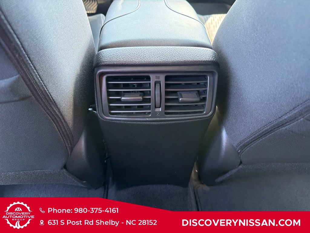 Certified 2019 Nissan Rogue SV w/ Premium Package FWD image 31