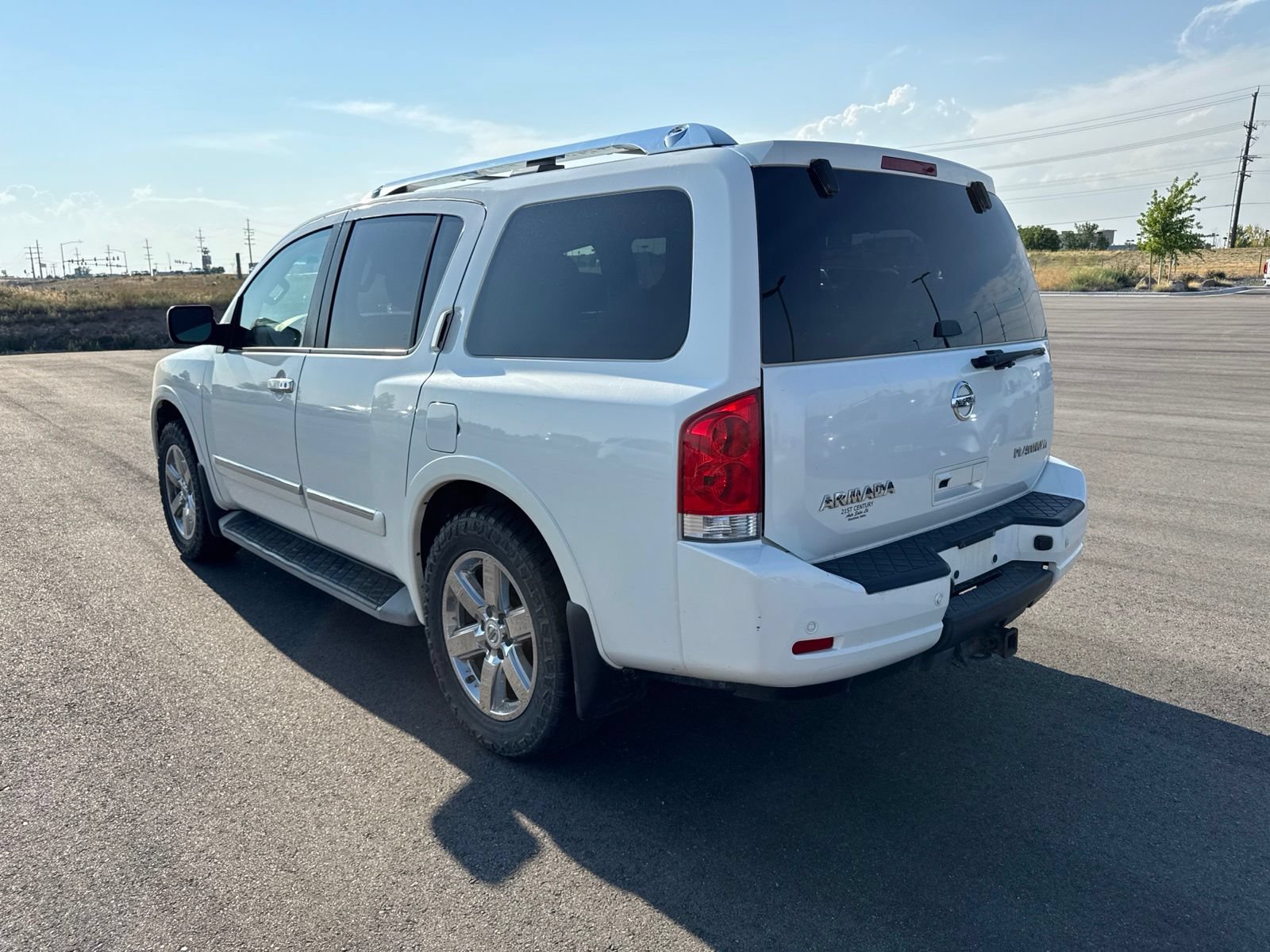 Used 2014 Nissan Armada Platinum AWD/4WD image 5