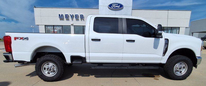 Used 2025 Ford F250 XL w/ XL Off-Road Package AWD/4WD image 1