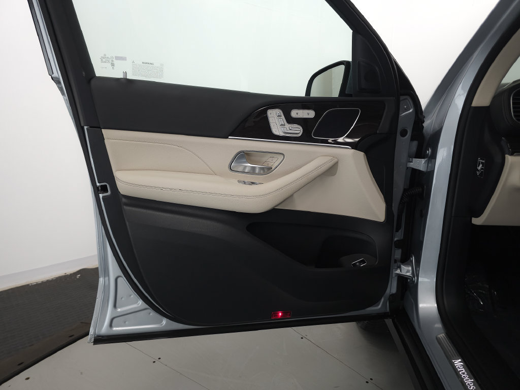 Certified 2026 Mercedes-Benz GLE 350 4MATIC image 5