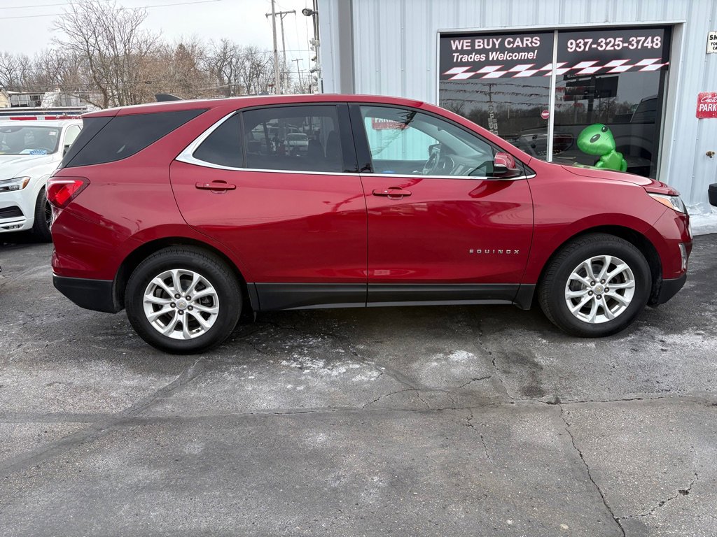 Used 2018 Chevrolet Equinox LT image 2